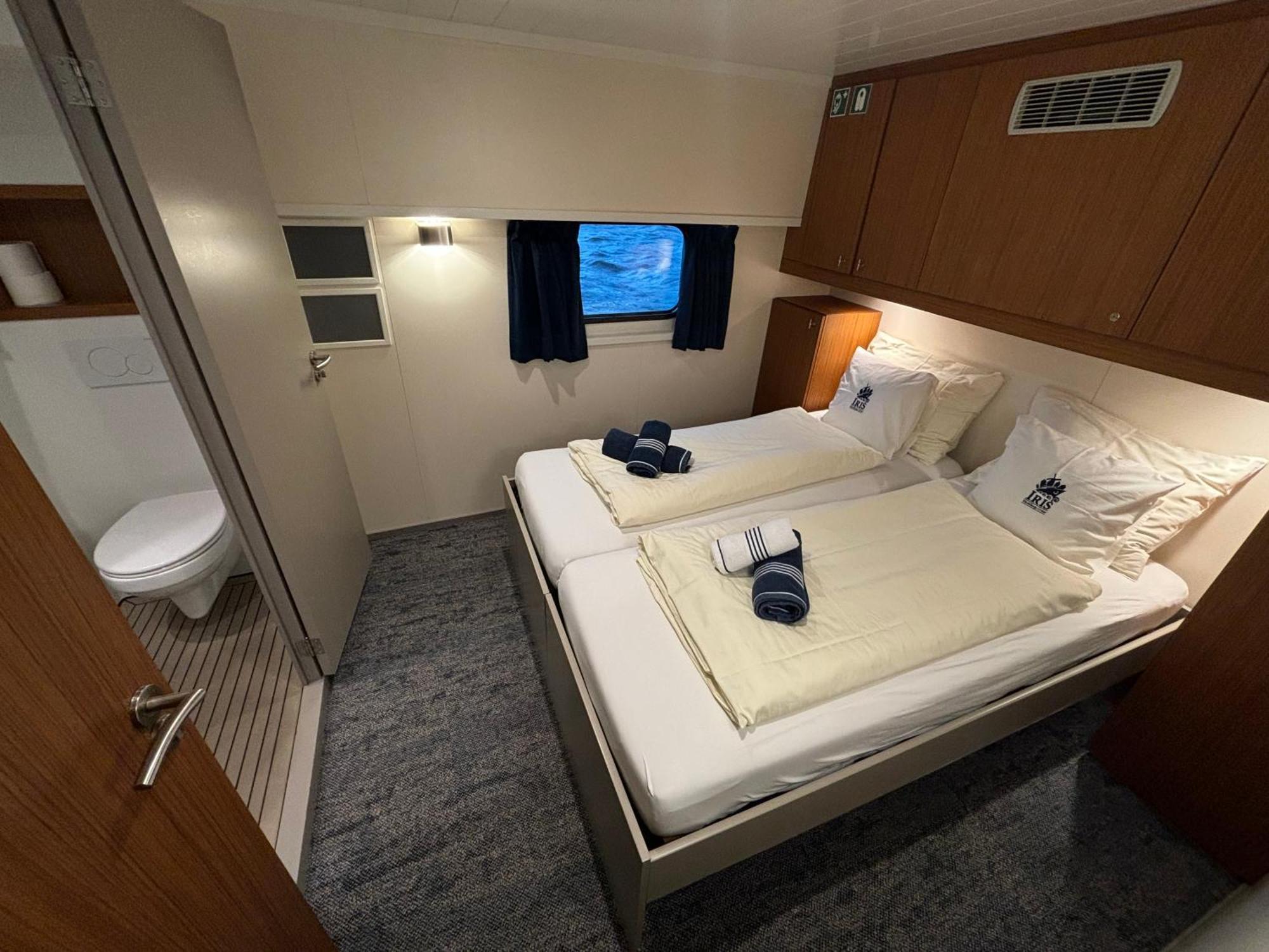 Hotelboat Iris Groningen Exterior photo